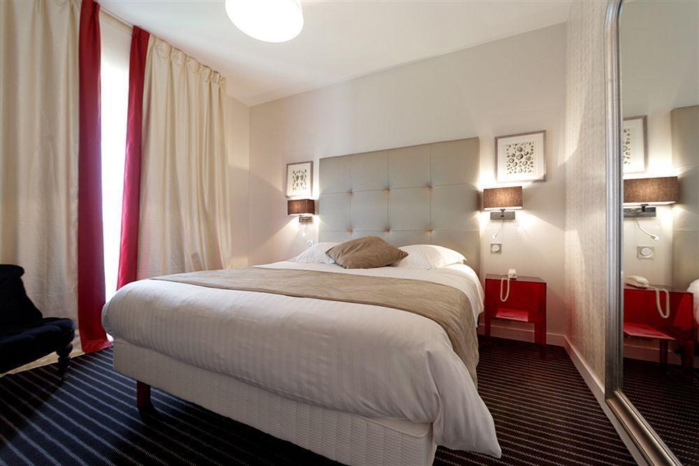 Hotel La Residence Des Artistes Роскофф Екстер'єр фото